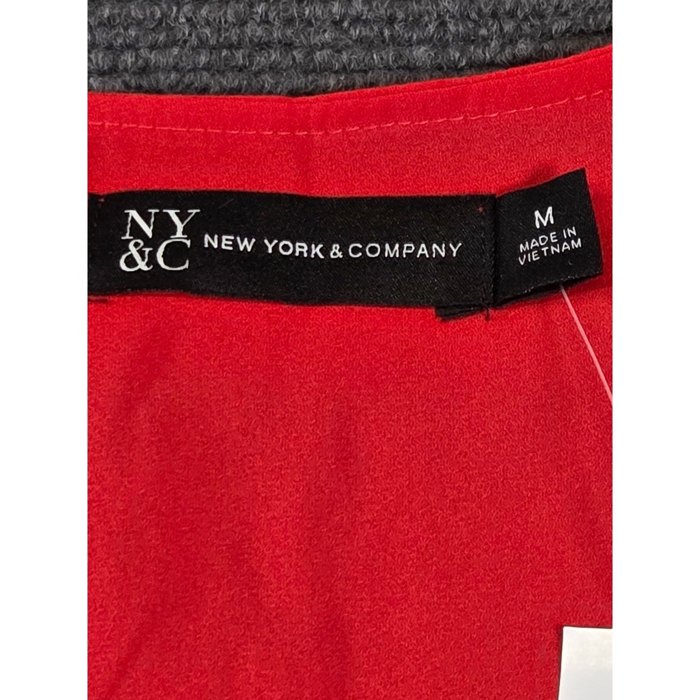 New York & Company Blouse Women Medium Red Faux Wrap V-Neck 3/4 Sleeve New - Picture 4 of 9